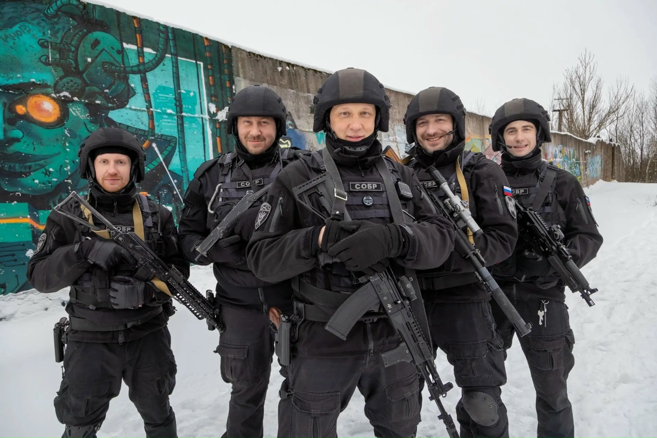 Встреча со звездами сериала "Наш спецназ"