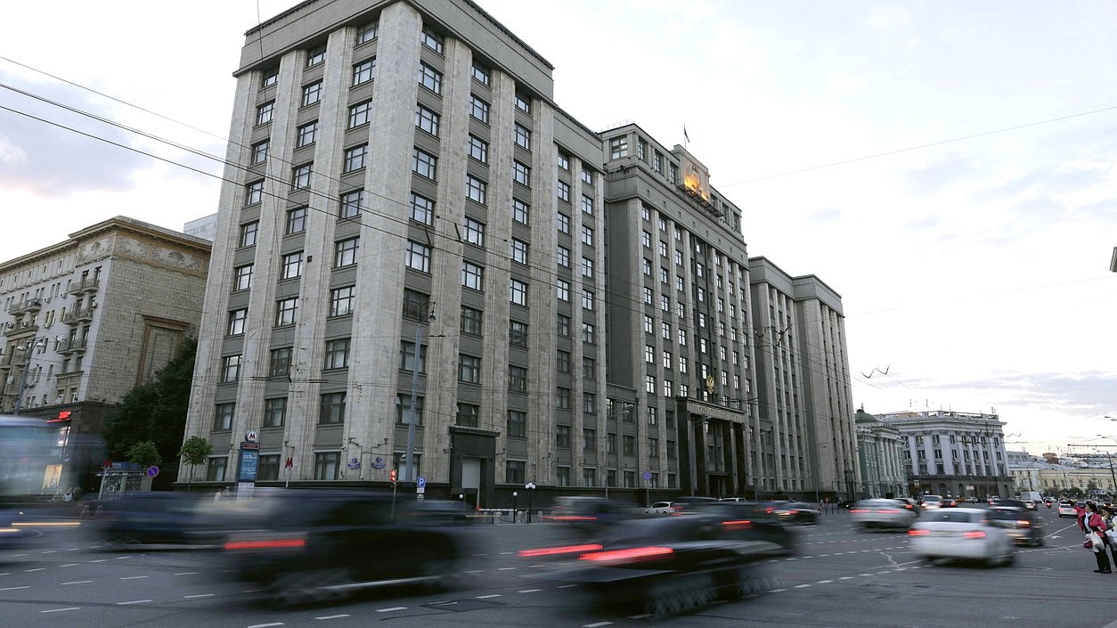 Государственная Дума одобрила проекты законов о запрете пропаганды наркотиков в кино и других видах искусства