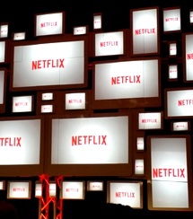 Netflix стал официально доступен в России