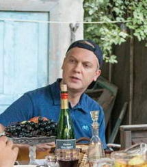 «Майские» уходят на сентябрь и готовятся сменить название