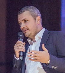 Антон Сиренко: «Перенос «Полного расколбаса» – это решение головного офиса»