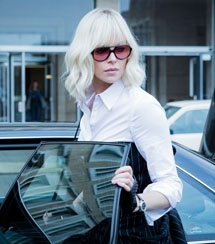 Официальная касса России: у «Взрывной блондинки» третий старт среди релизов ЦПШ 2017 года