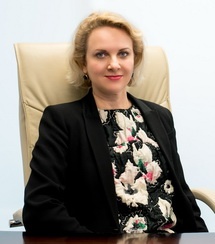 Майя Манерова вышла на работу в киносеть «Каро»